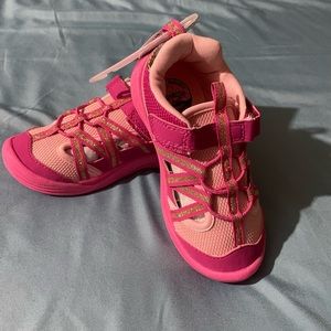 Toddler oshkosh sandals